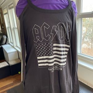 Chaser long sleeve brown ac/dc short, size s